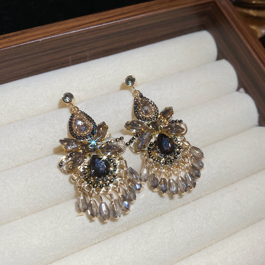 Orecchini a perno con strass e cristalli a forma di goccia in stile etnico con perni in acciaio inossidabile da donna