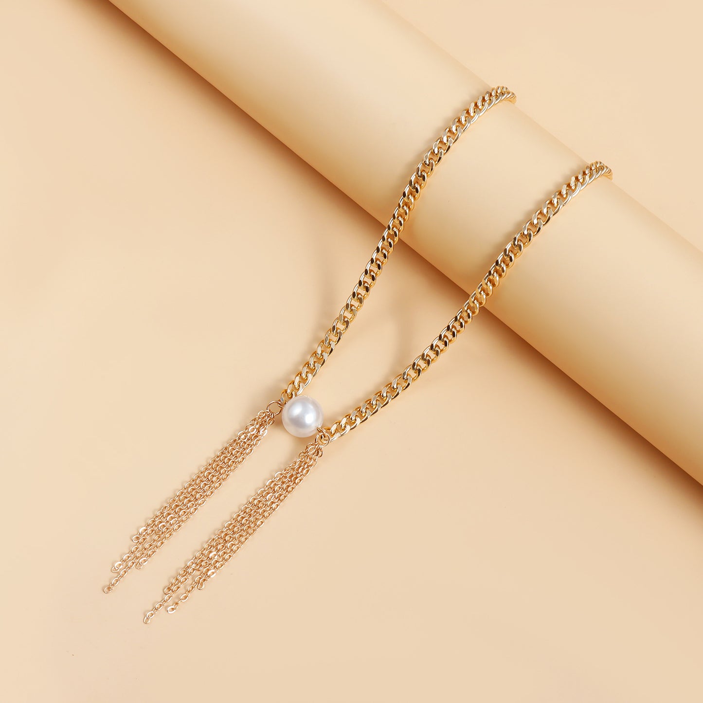 Asymmetrical Long Tassel Pendant Clavicle Necklace in Alloy with Plating Finish, Geometric and U-Shaped Design, Minimalist and Fashion-Forward Style