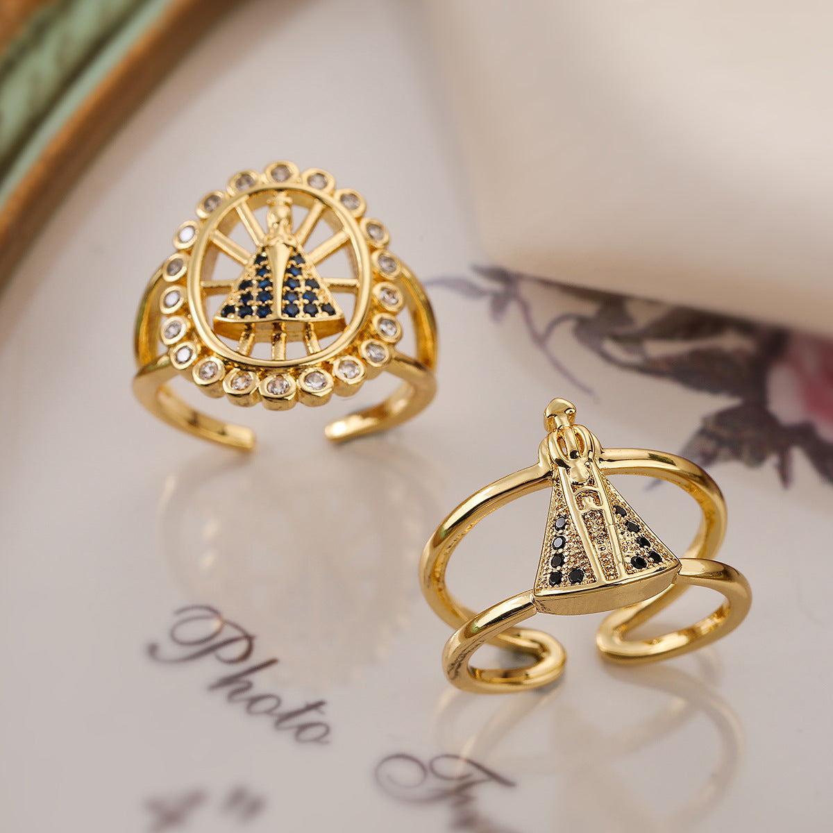 Minimalist Geometric Copper Ring with Gold Plating and Micro-Pavé Zirconia for Women