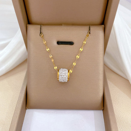 Minimalist Titanium Steel Geometric Pendant Necklace for Women with Rhinestone Inlay and Gold Plated Finish, Clavicle Chain