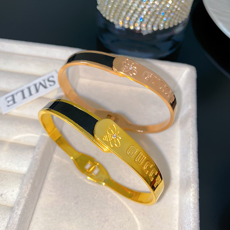 Fashion Titanium Steel Plated Bee Open Spring Cuff Bracelet