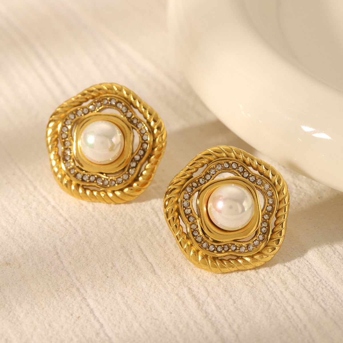 Vintage French Style 18K Gold Plated Stainless Steel Floral Geometric Pearl Rhinestone Earrings for Women