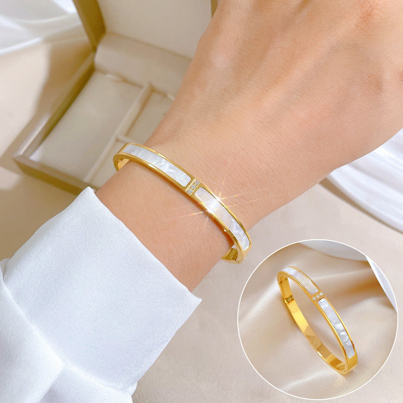 Minimalist Luxury Titanium Steel Bracelet with Mother-of-Pearl Smile Charm