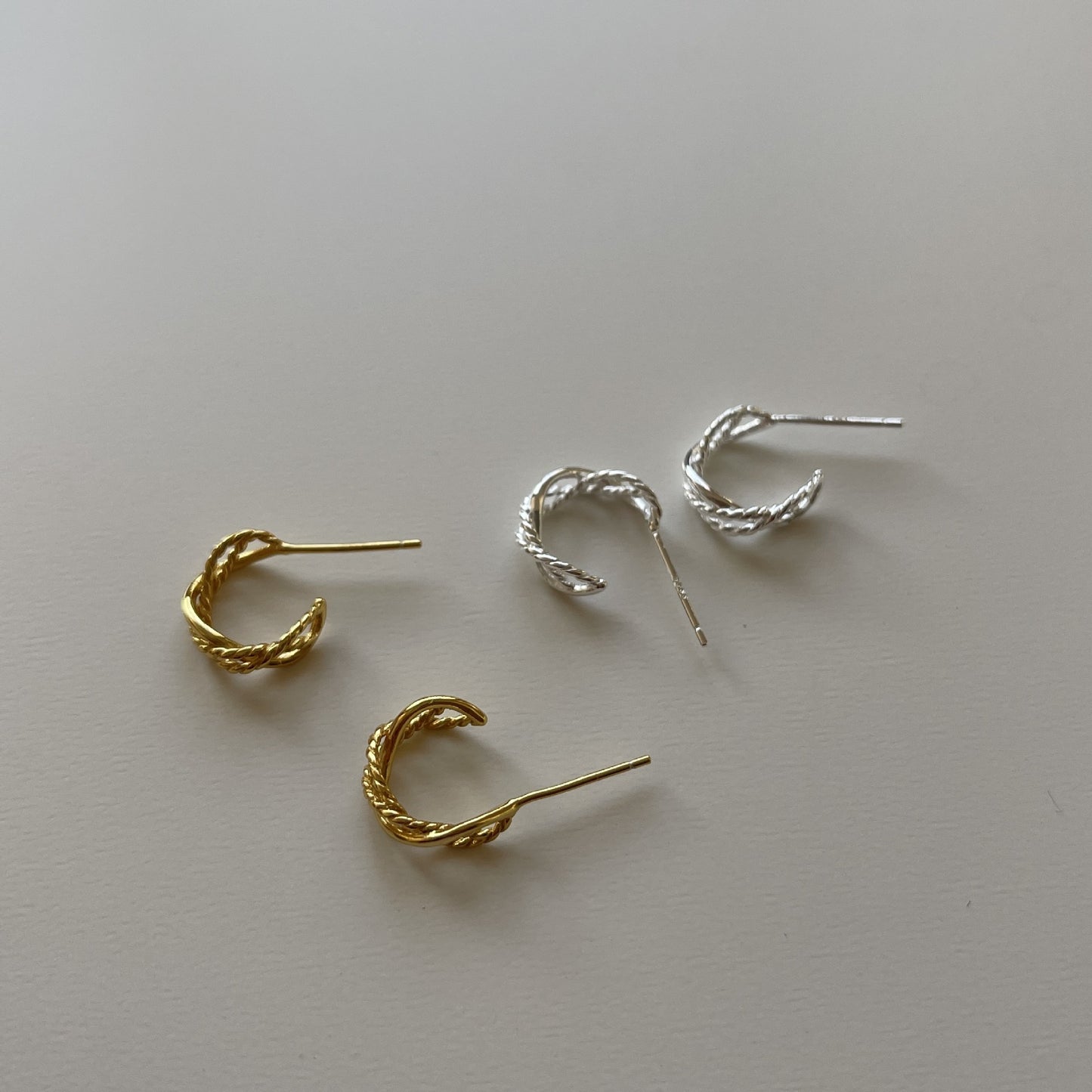 Orecchini a perno da donna in argento Sterling 925 a forma di cuore, minimalisti, a corda intrecciata