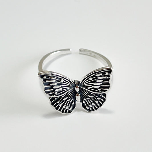 Anillo minimalista de mariposa de plata de ley 925 para mujer