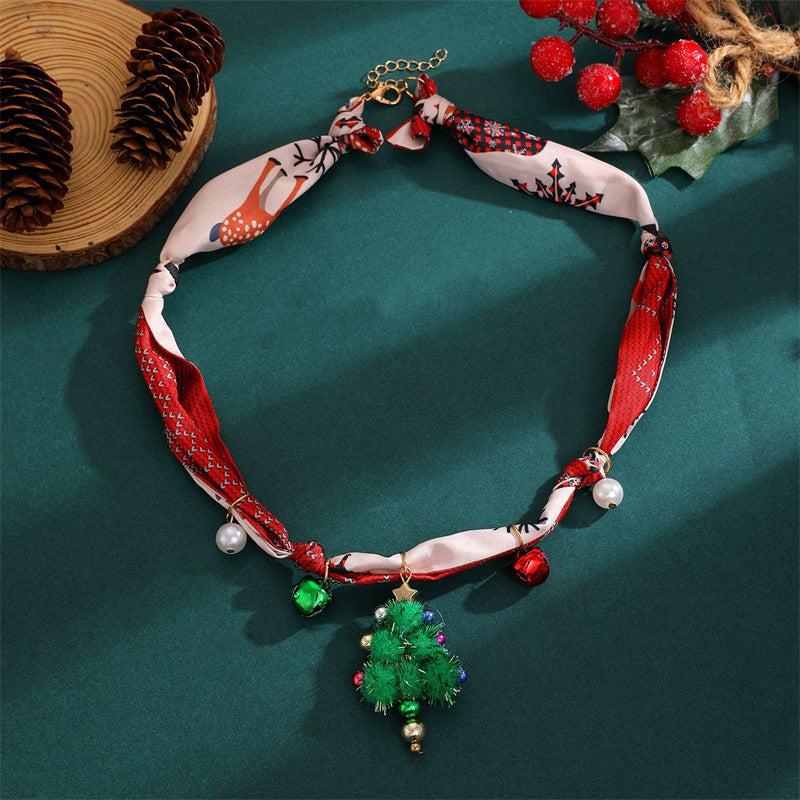 Casual Alloy Plated Christmas Tree and Reindeer Pendant Necklace for Women
