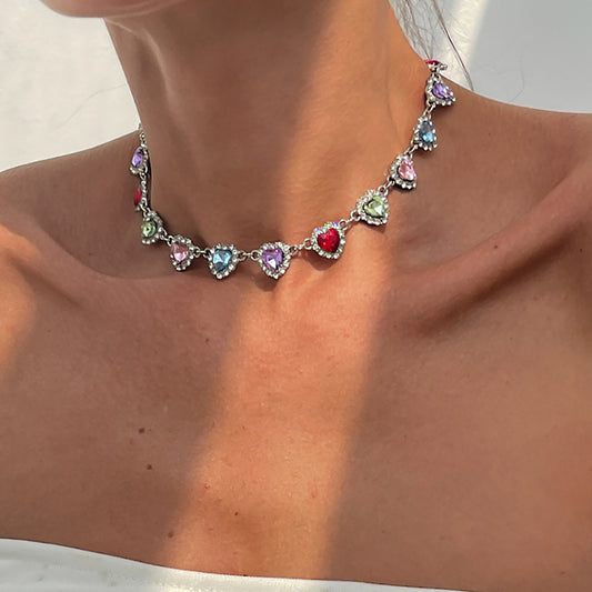 Collana Minimalista a Cuore in Lega con Strass Acrilici e Pendente Geometrico da Donna