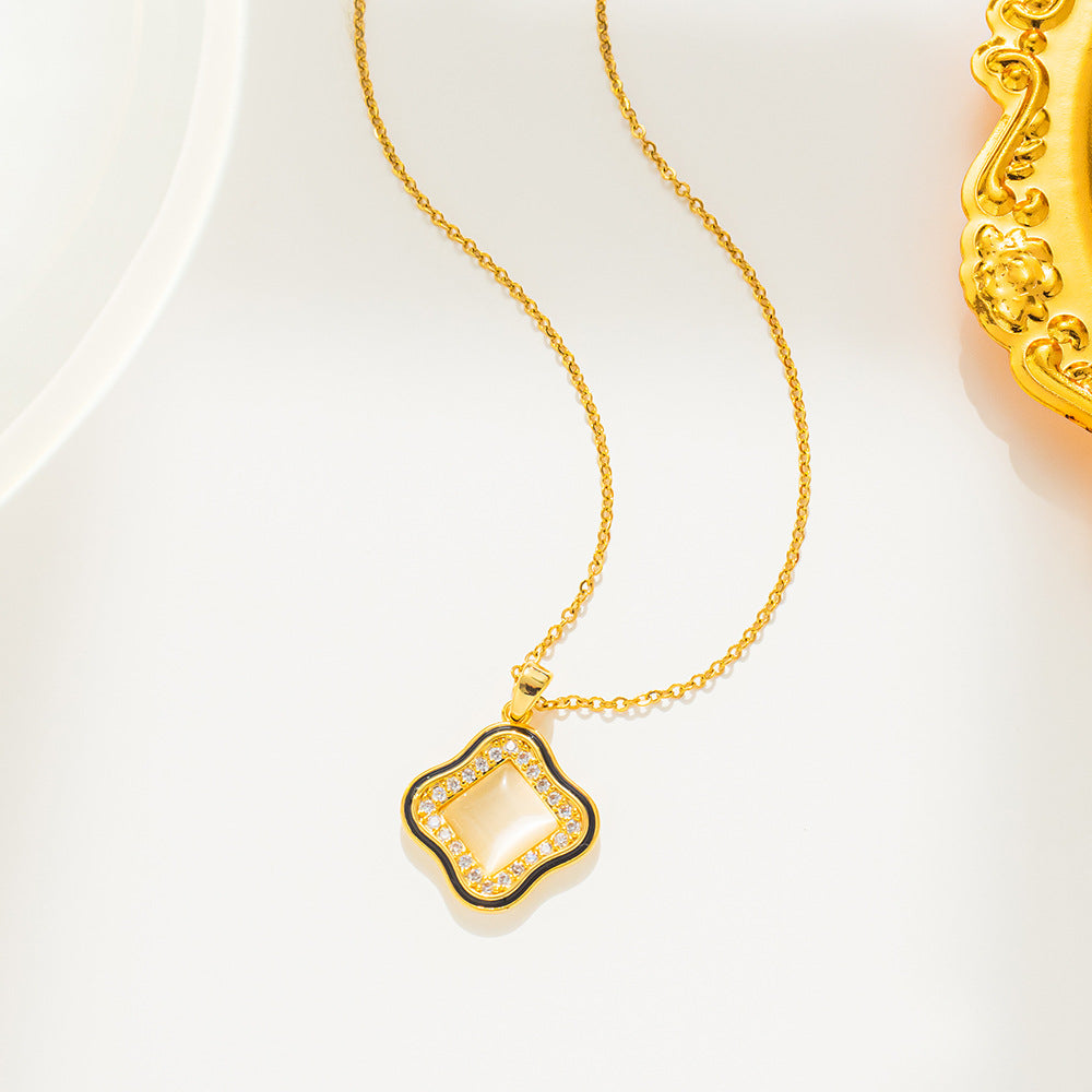 Minimalist Clover-Shaped Titanium Steel Necklace with Micro-Pavé Zirconia and Cat's Eye Stone Pendant on O-Chain for Women