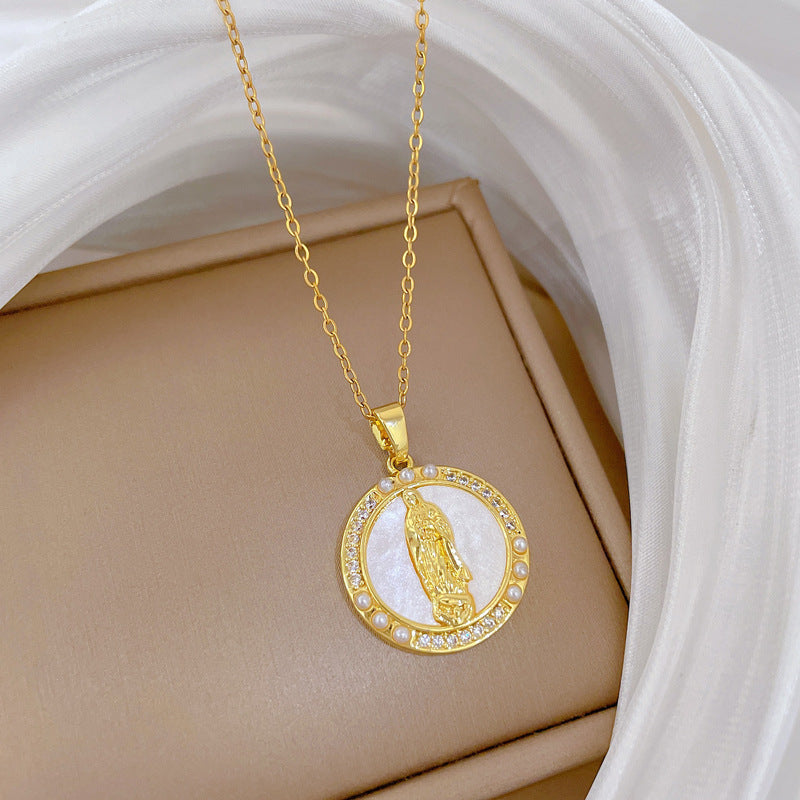 Sweet Minimalist Geometric Moon Pearl Shell Portrait Rhinestone Pendant Titanium Steel Necklace for Unisex