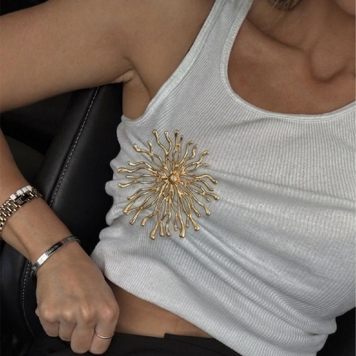 Creative Geometric Sun Goddess Relief Brooch Zinc Alloy Plated Pin for Women DIY Charm Bar