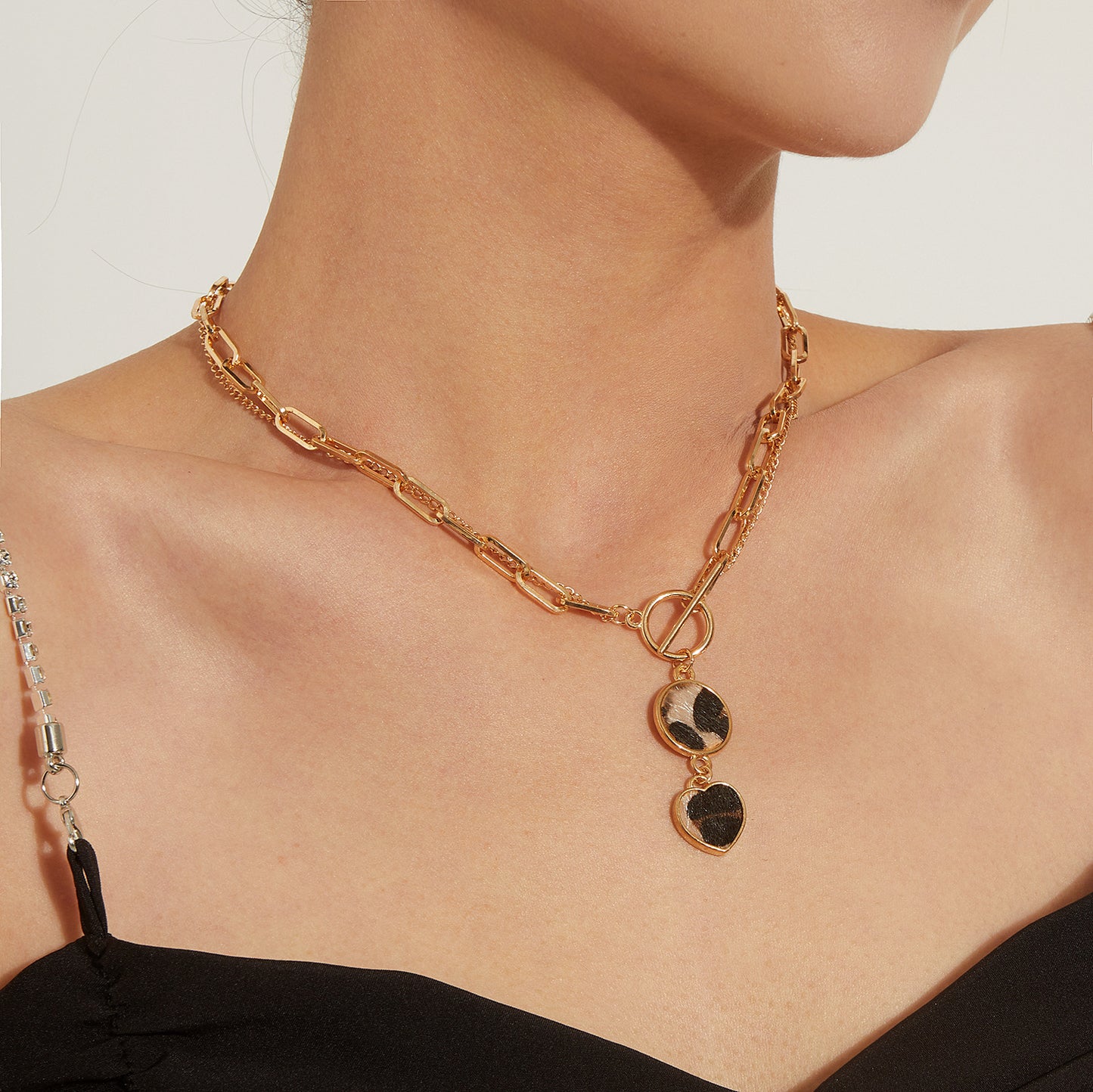 Fashion Leopard Print Heart-Shaped Alloy Necklace for Women with Plated Bamboo Link Chain