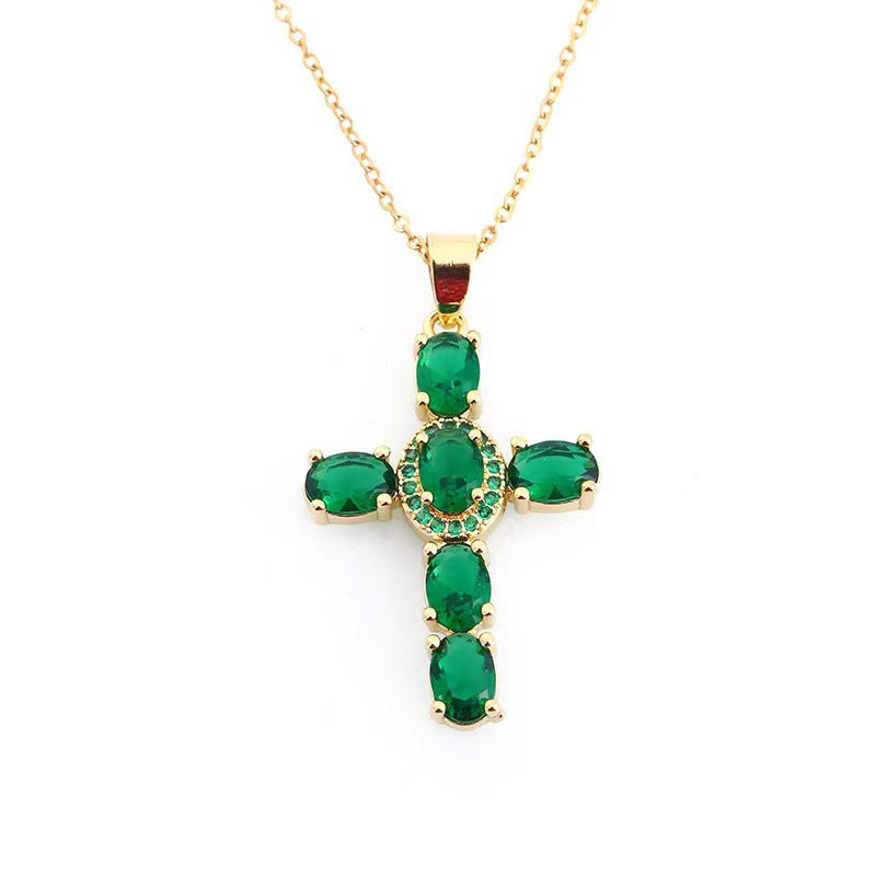 Collana a ciondolo a croce minimalista in acciaio al titanio con zirconi micropavé su catena a maglie a torsione
