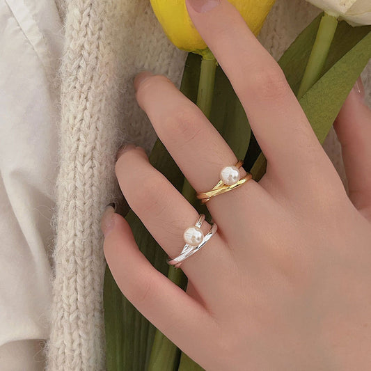 Anello minimalista da donna in argento sterling 925 a forma di cuore con accento quadrato smussato