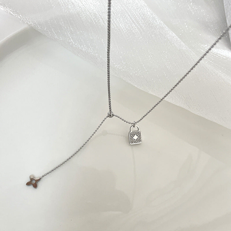 Minimalist Industrial Lock Pendant Necklace for Women Stainless Steel Geometric Clavicle Chain with Adjustable Length
