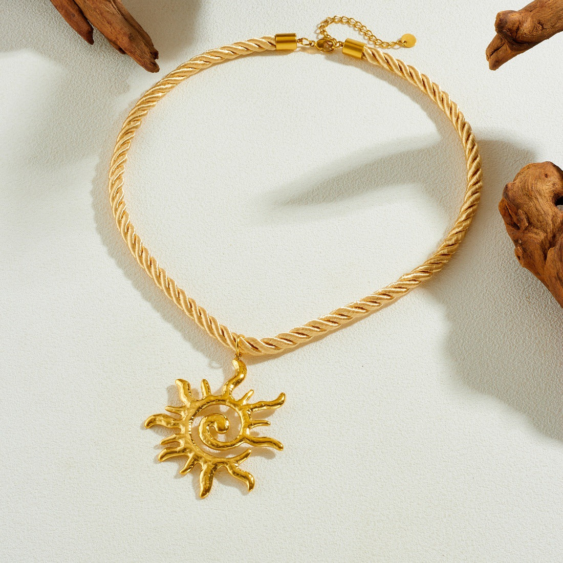 Vintage Gold Plated Sun Stainless Steel Pendant Rope Chain Necklace for Women