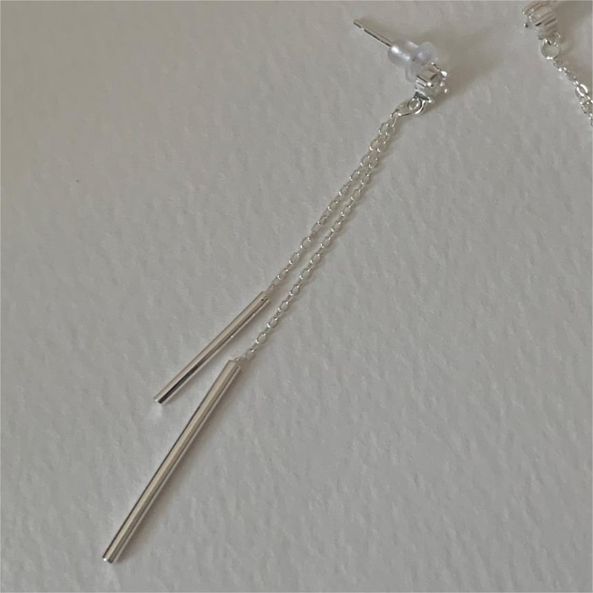 Pendientes largos minimalistas de estilo coreano, de plata de ley 925 con cubos geométricos facetados y acabado chapado