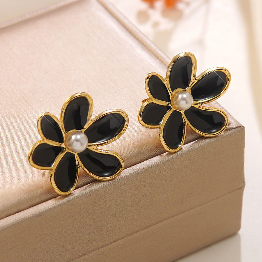 Orecchini pendenti vintage in acciaio inossidabile con perle e decorazione floreale a goccia