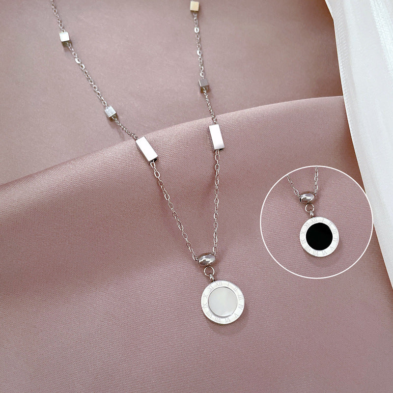 Collar Minimalista de Concha Geométrica Romana de Acero Titanio para Mujer con Chapado en Oro, Cadena de Cierre para Estilo de Clavícula