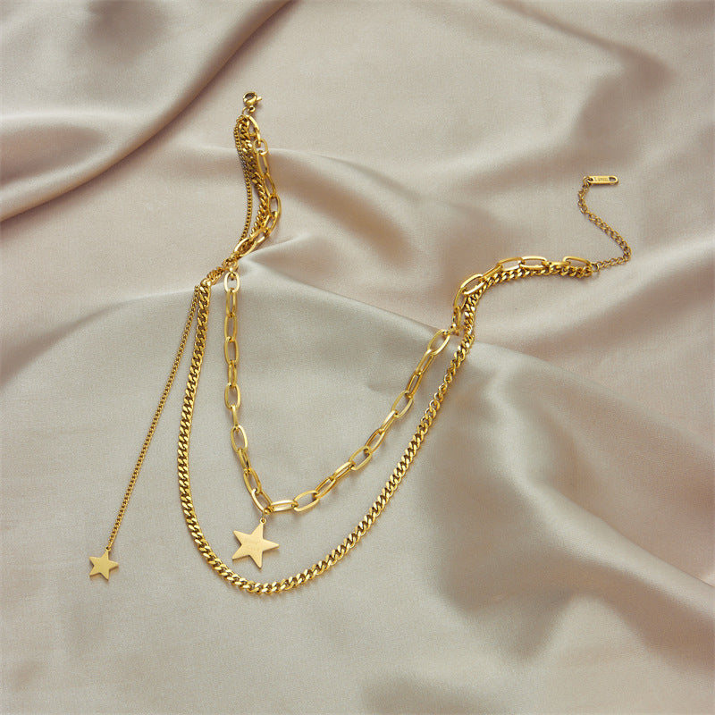 Collana da donna con ciondolo a stella a doppio strato minimalista in acciaio al titanio con finitura placcata