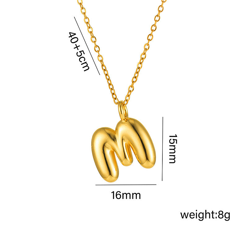 Collar minimalista de acero de titanio chapado en oro de 18 quilates con forma de letra delicada para mujer