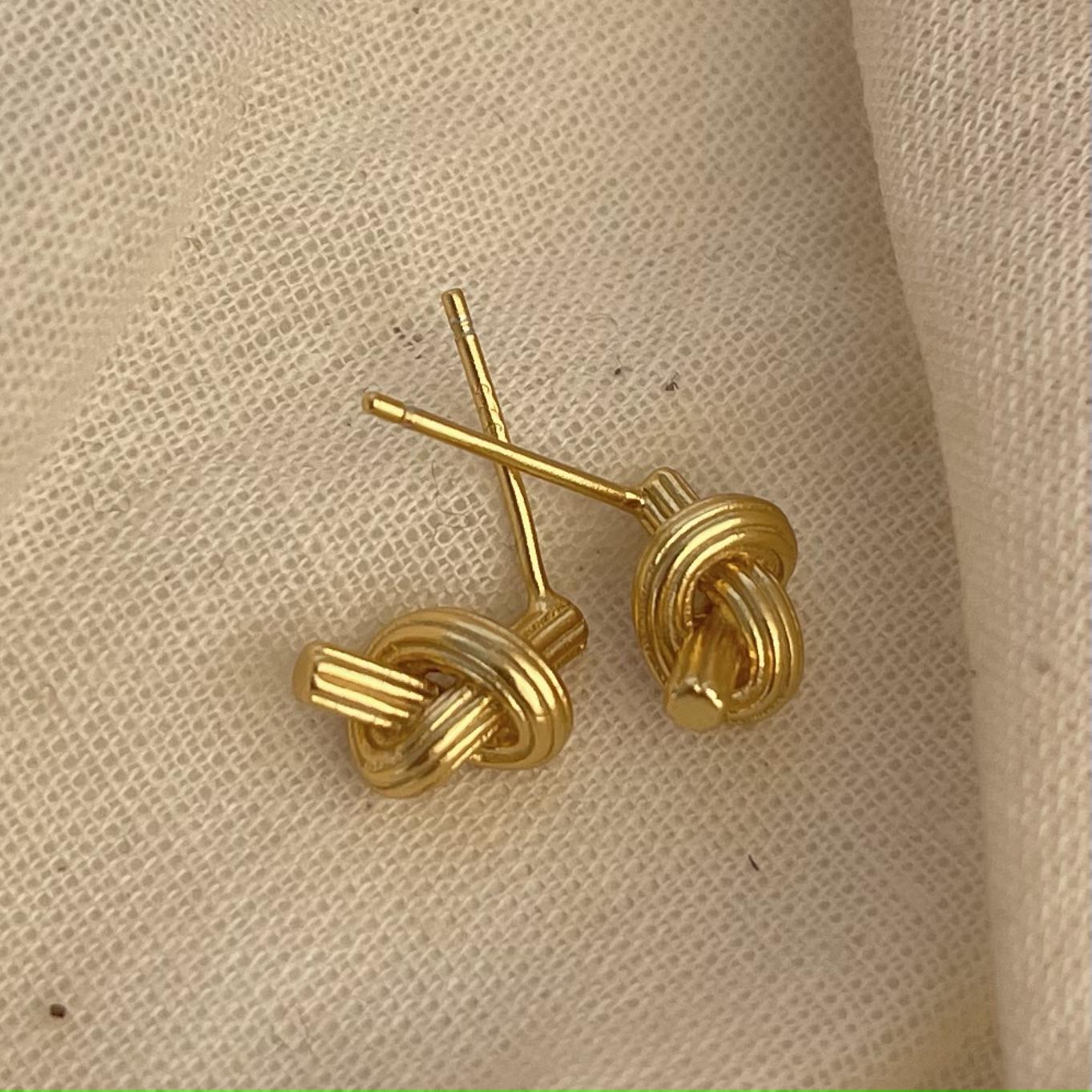 Minimalist Geometric Square Letter Stud Earrings in 925 Sterling Silver with Gold Plating