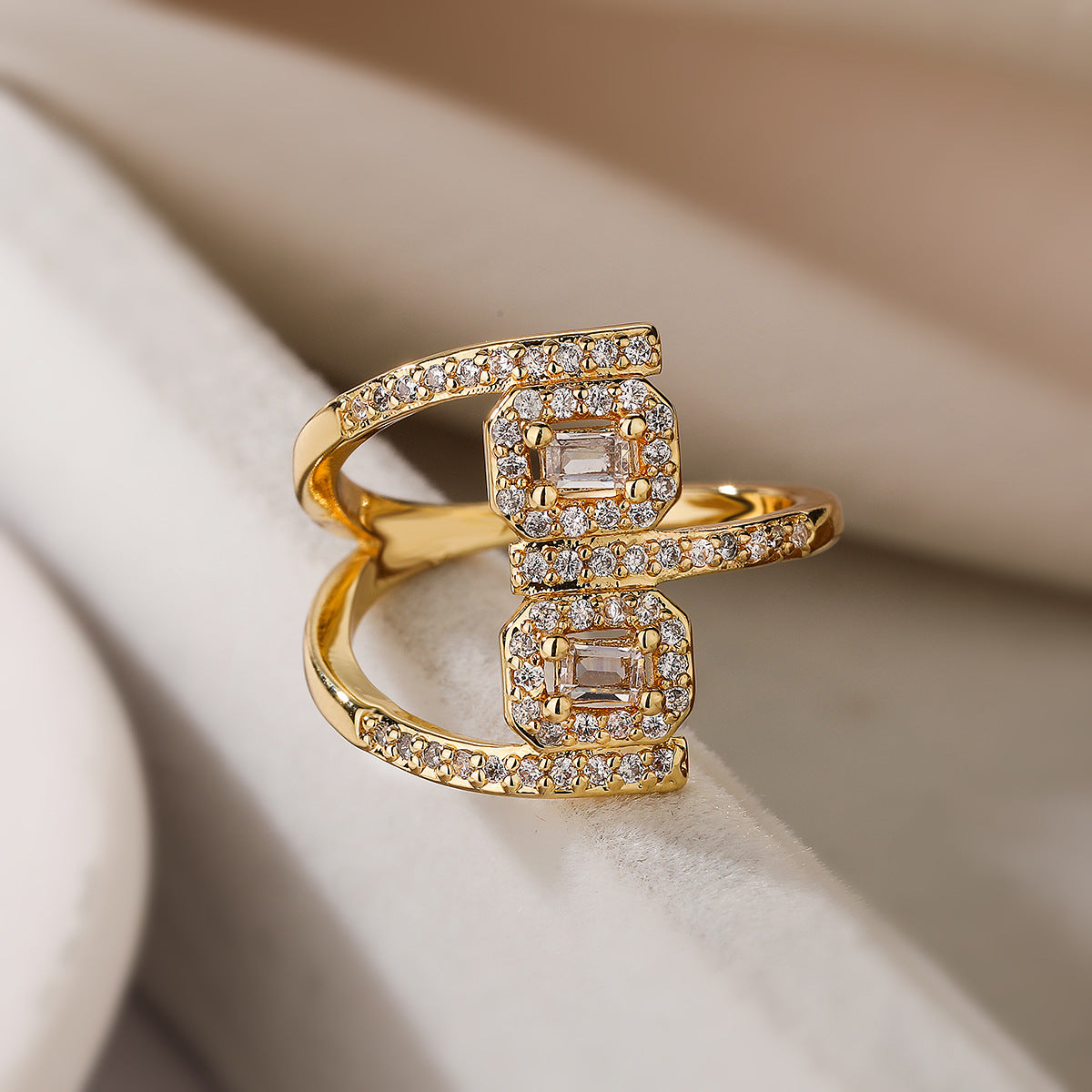 Minimalist Irregular Geometric Copper Ring with Gold Plating and Zircon Inlay for Women