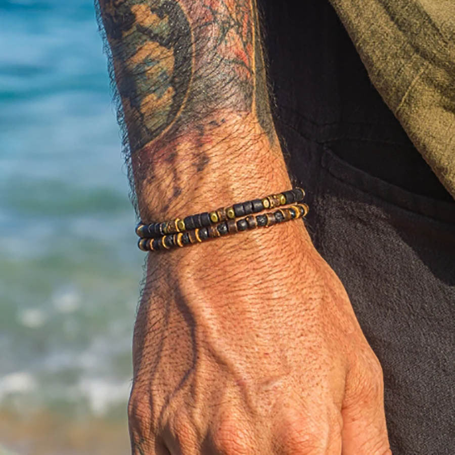 Geometric Wood and Coconut Shell Beaded Bracelet for Men and Women