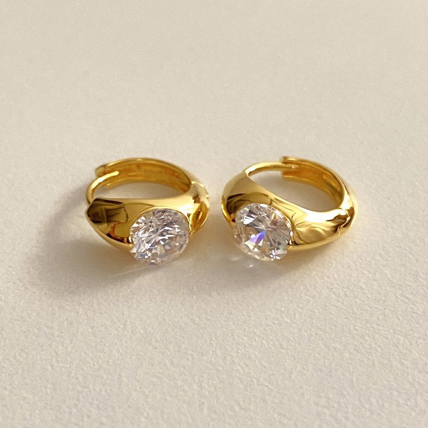 Minimalist Silver Ear Studs with Zircon Inlay in Geometric Letter Shape, 925 Sterling Silver Hypoallergenic Earrings