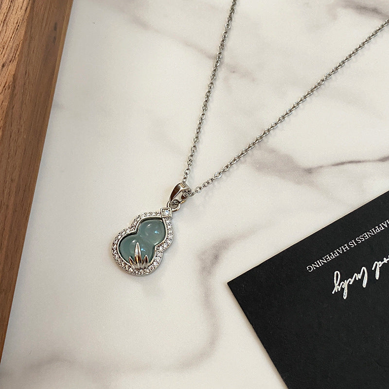 Minimalist Micro-inlay Shell Gourd Pendant Necklace Titanium Steel Plated Brass Unisex