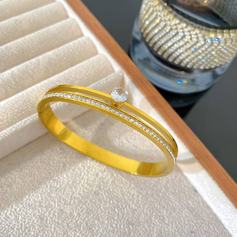 Elegant Geometric Cubic Zirconia Plated Titanium Steel Bracelet for Women