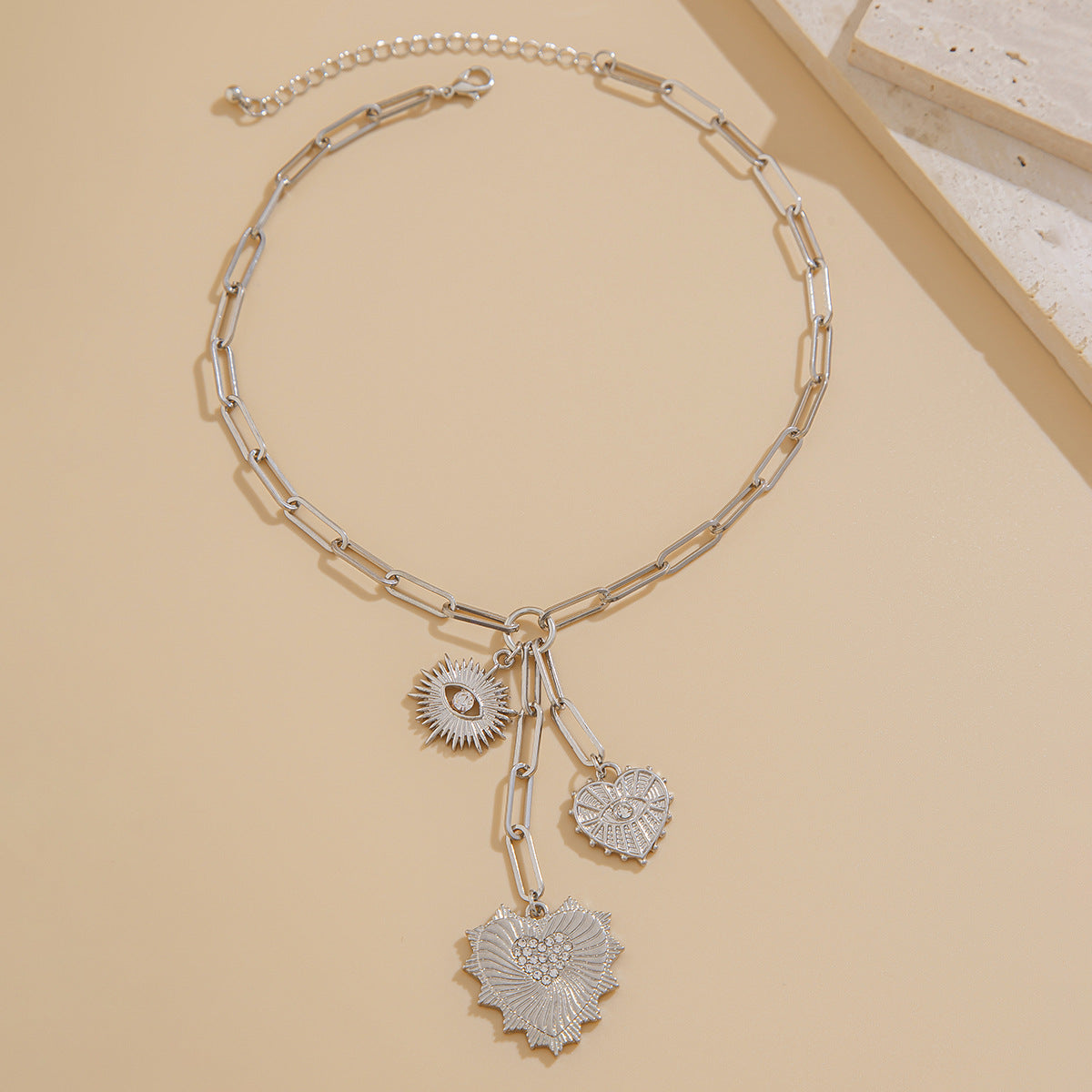 Minimalist Heart Shaped Alloy Pendant Necklace with Cubic Zirconia Inlay for Women