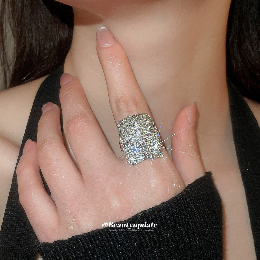 Anello da Donna Aperto Quadrato Geometrico alla Moda con Strass Intarsiato in Acciaio al Titanio, Anello da Dito Lussuoso Minimalista