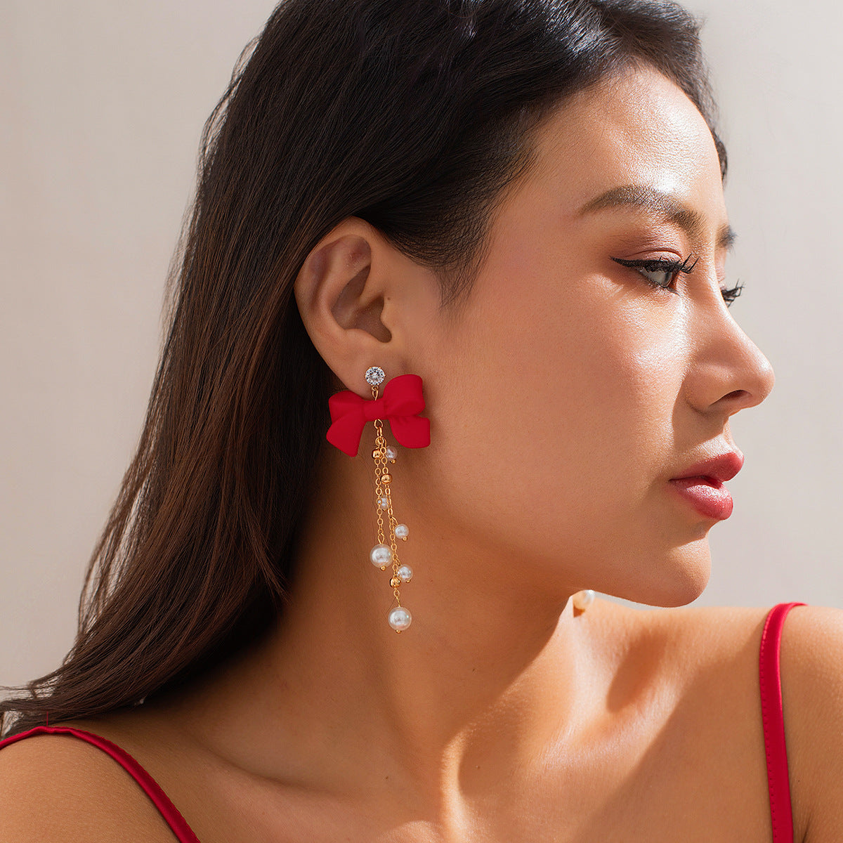 Pendientes de perlas de imitación en forma de lazo estilo Ins con borlas y detalles de cadena para mujer