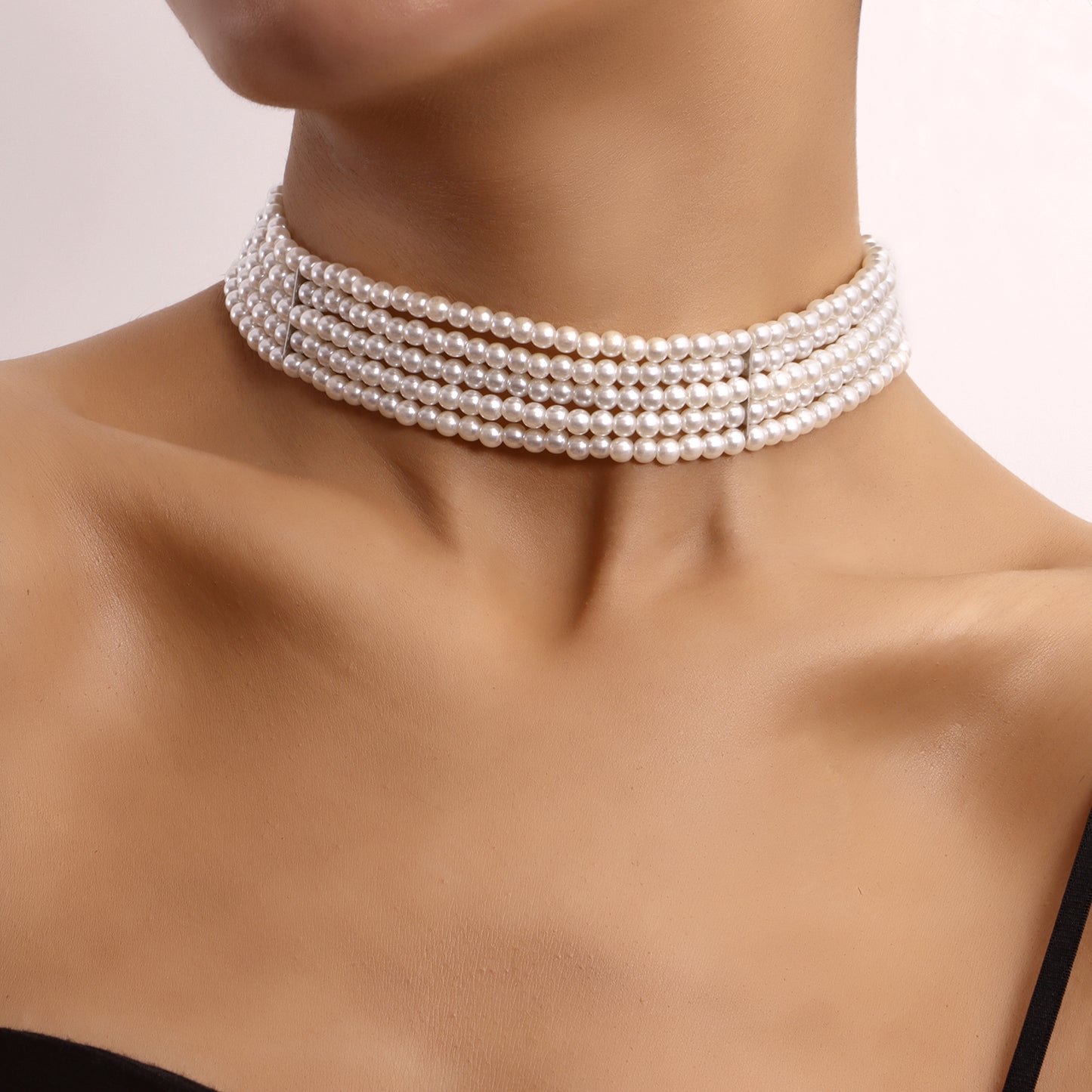 Minimalist Geometric White Pearl Necklace in Alloy with Plated Finish for Women