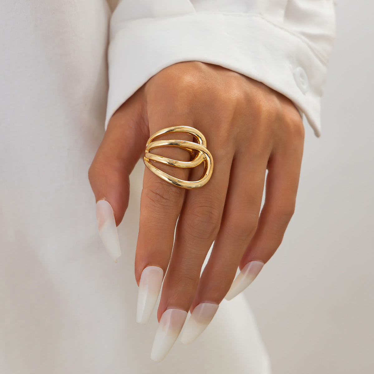 Bracciale Rigido Aperto Geometrico Minimalista in Lega con Finitura Galvanizzata per Donna