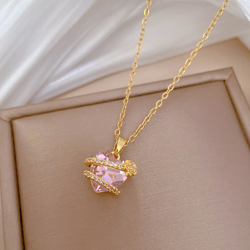 Collana con ciondolo a cuore floreale rosa in acciaio inossidabile con strass per donna, catena minimalista con medaglione