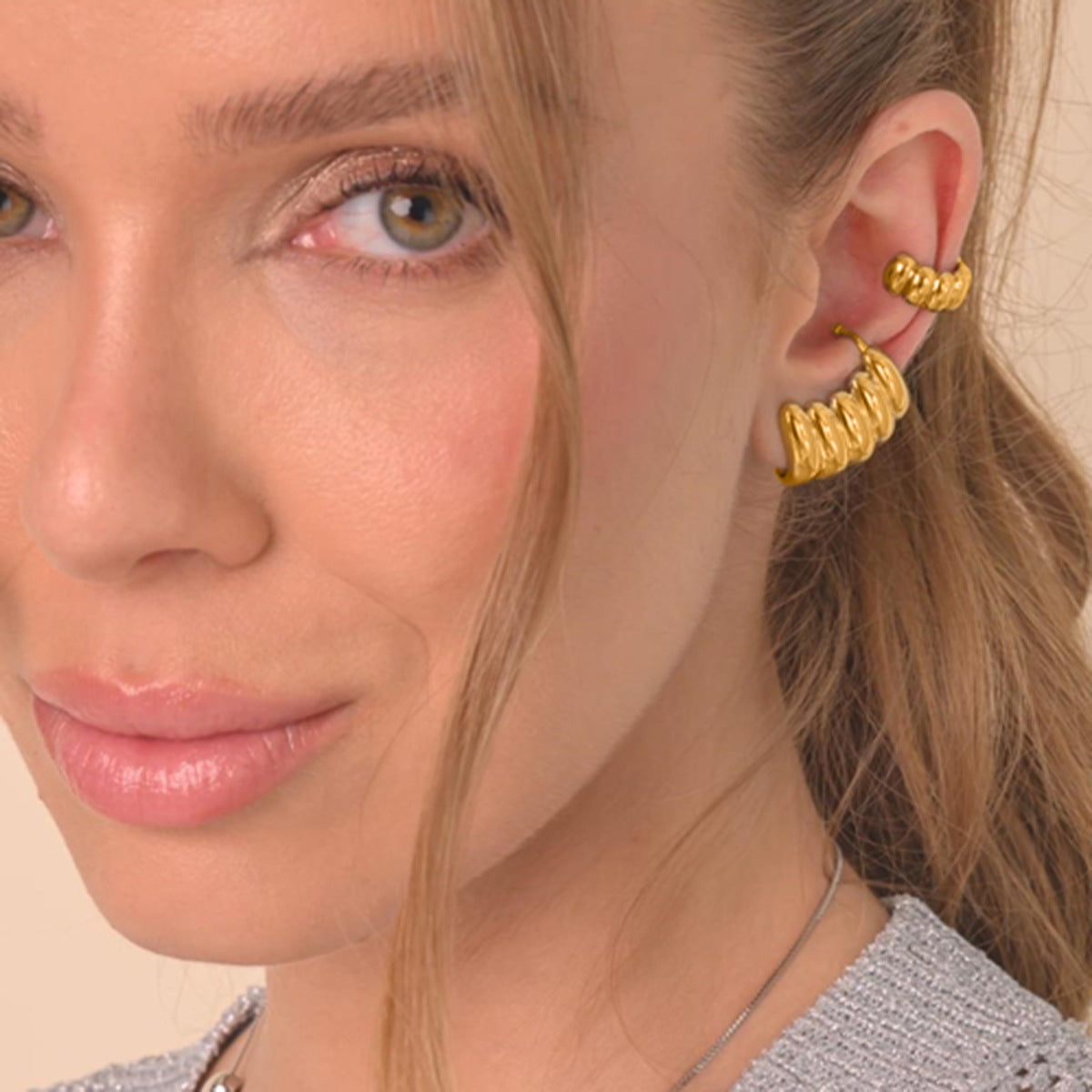 Minimalist 18K Gold Plated Stainless Steel Striped Hollow Geometric Stud Earrings for Women