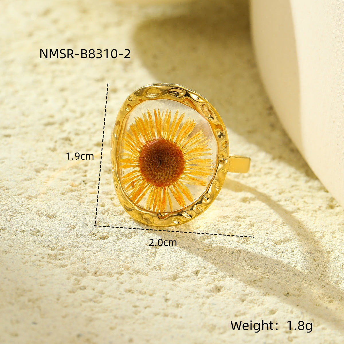 Light Luxury Floral-Shaped Stainless Steel Ring for Women with Epoxy Resin Preserved Flowers and Plated Finish