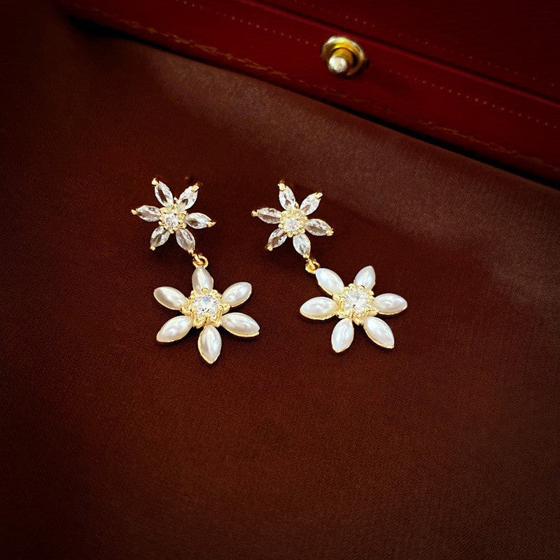 Vintage-Style Dripping Water Drop and Geometric Earrings in Alloy with Rhinestone Inlay for Women