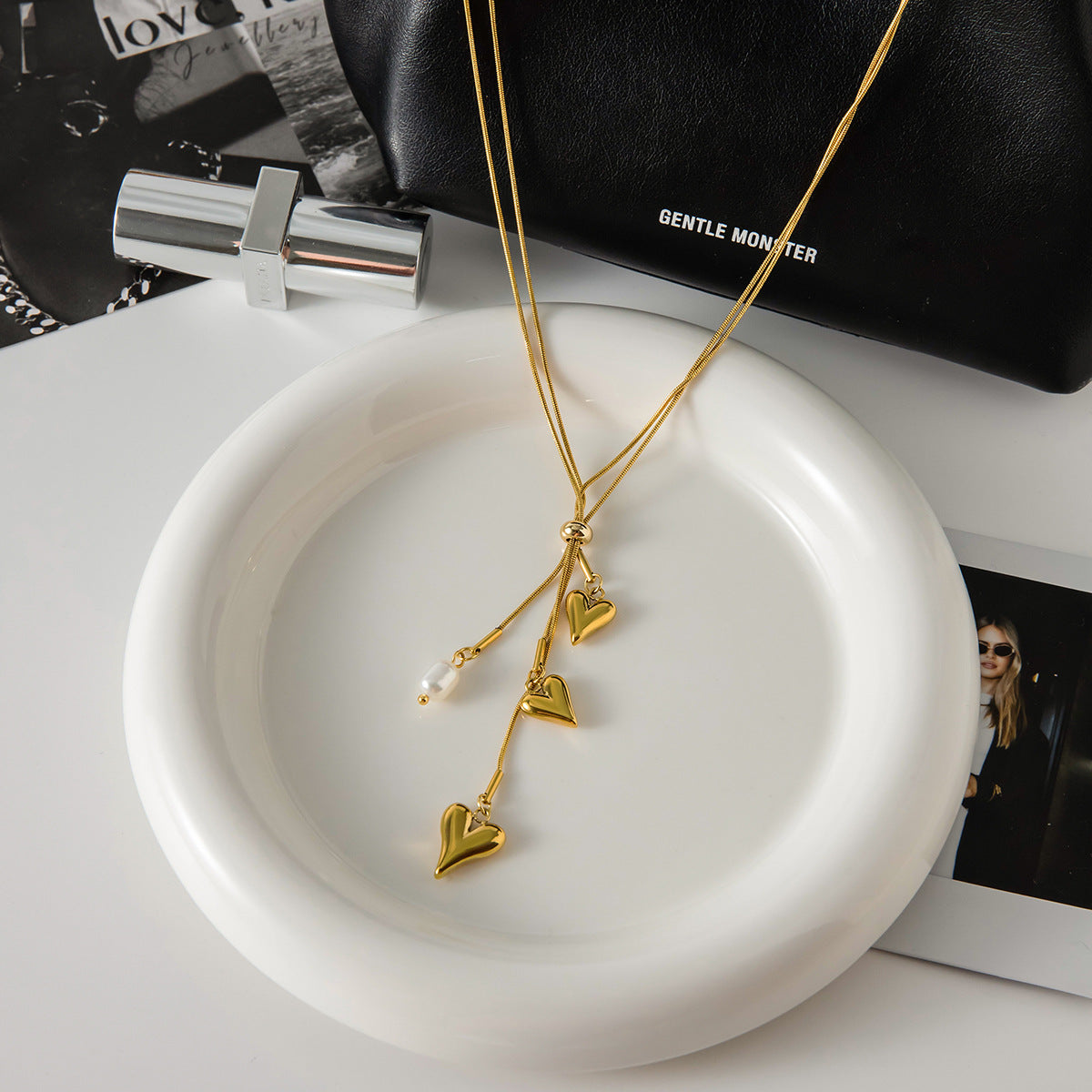 Elegante collana a Y con ciondolo a cuore e nappe in acciaio inossidabile, finitura placcata, catena leggera di lusso per clavicola da donna