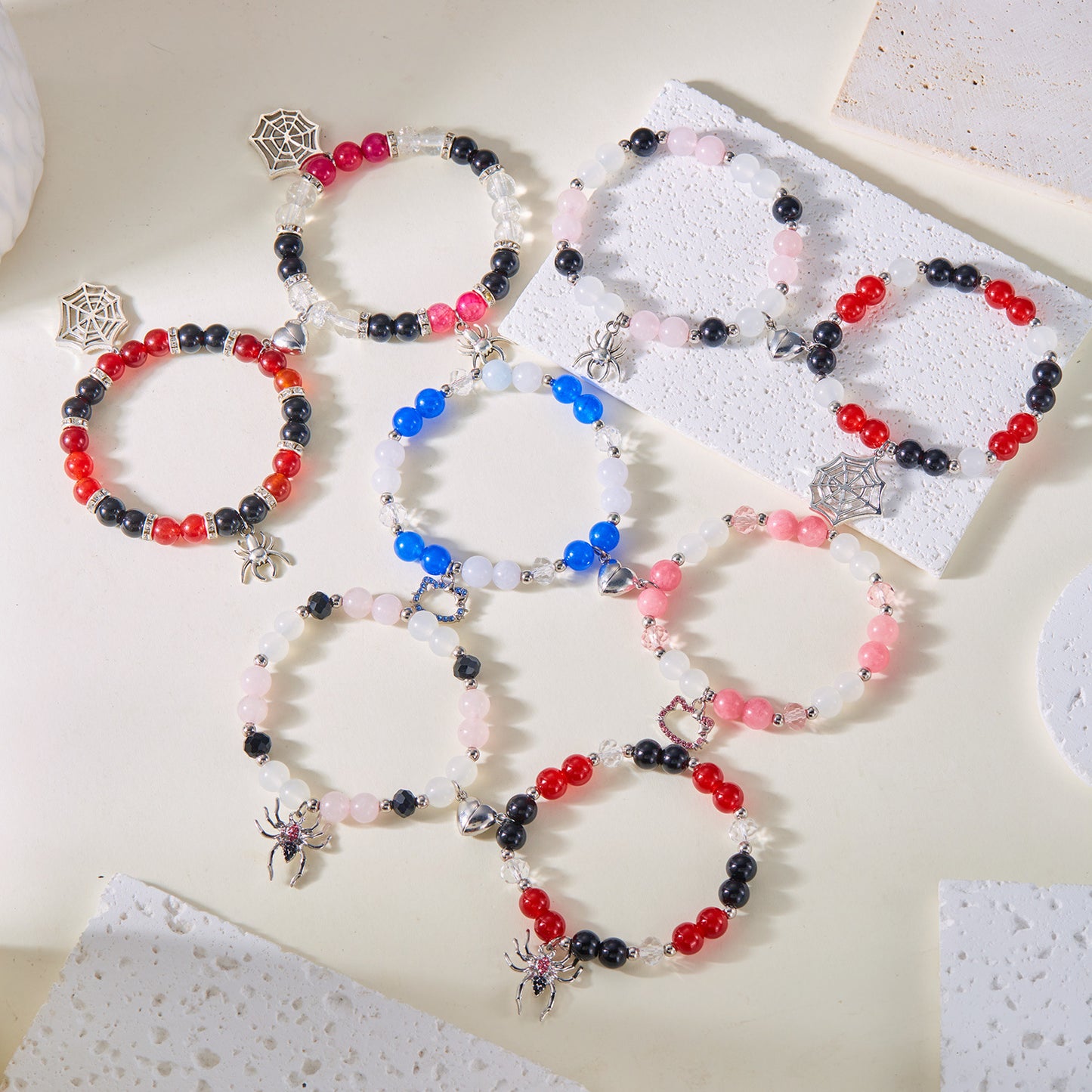 Pulsera de Halloween con Colgante de Araña y Cuentas de Cristal Multicolor, Aleación, Joyería Hecha a Mano para Parejas, Unisex, Regalo para Fiesta de Festival