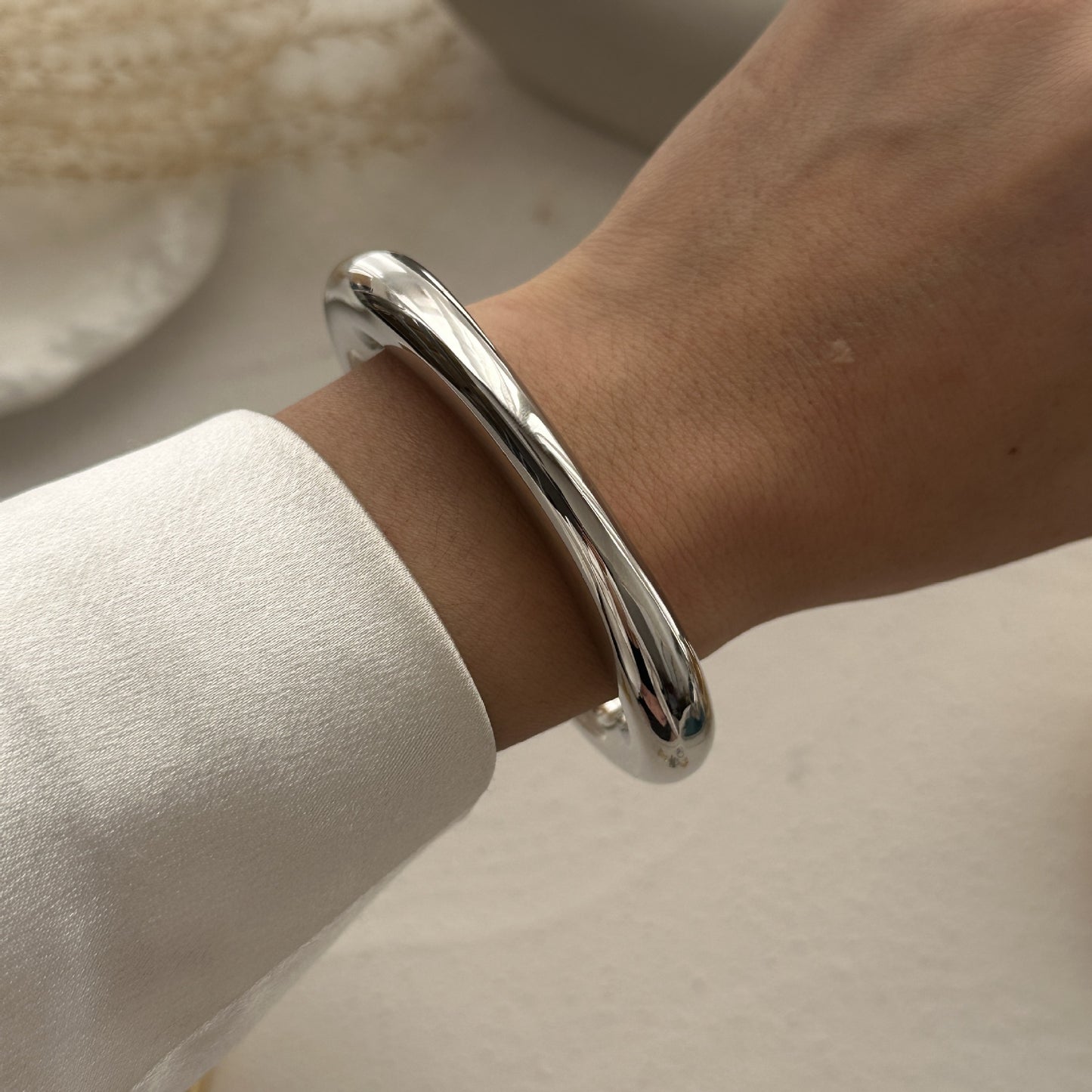 Set di bracciali a polsino placcati in lega geometrica per impieghi gravosi