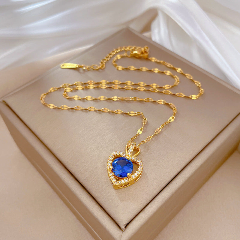 Collar con colgante de lujo de acero de titanio en forma de corazón para mujer con incrustaciones de diamantes de imitación, diseño geométrico, delicada cadena de clavícula
