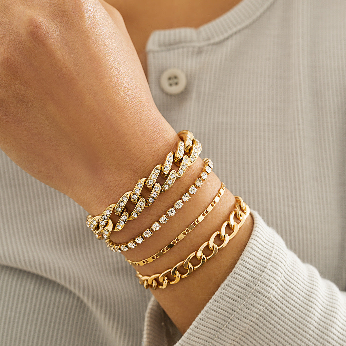Set di bracciali cubani in lega, stile Punk scuro e geometrico, con intarsi in strass, da donna, gioielli da mano impilabili a maglie cave