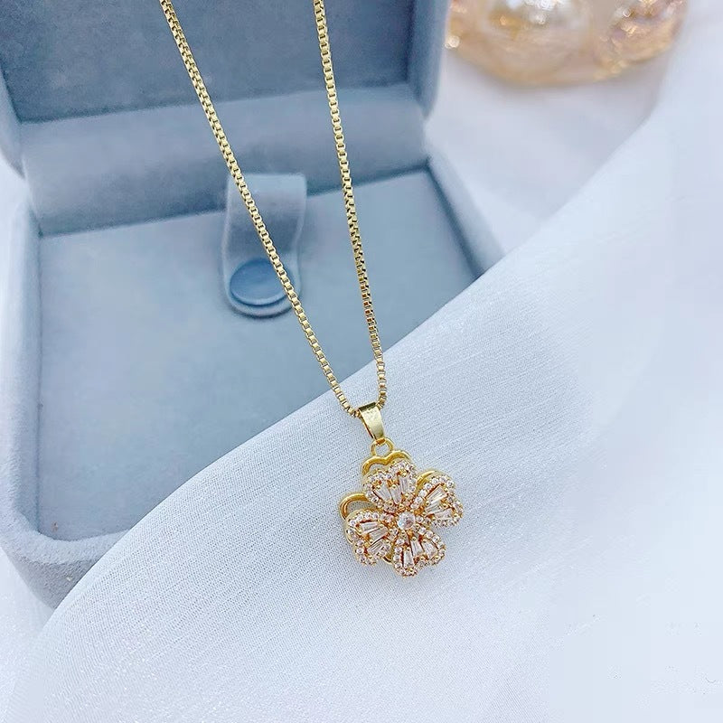 Minimalist Four-Leaf Clover Pendant Necklace for Women Titanium Steel Plated Delicate Clavicle Chain with Irregular Design