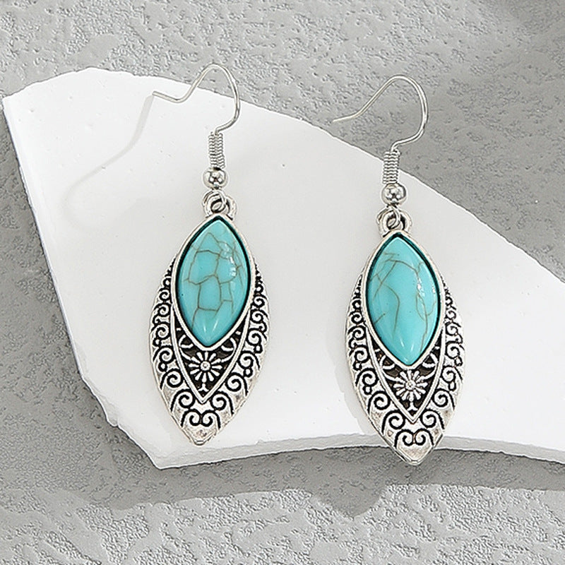 Conjunto de collar con colgante turquesa calado floral bohemio con aretes a juego para mujer