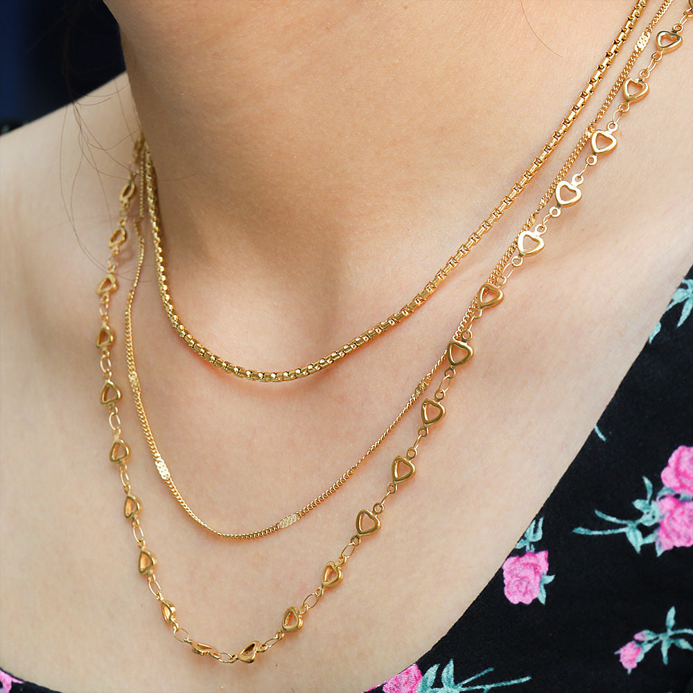 Collana da donna a triplo strato con catena snake in acciaio inossidabile geometrica e minimalista, placcata in acciaio al titanio