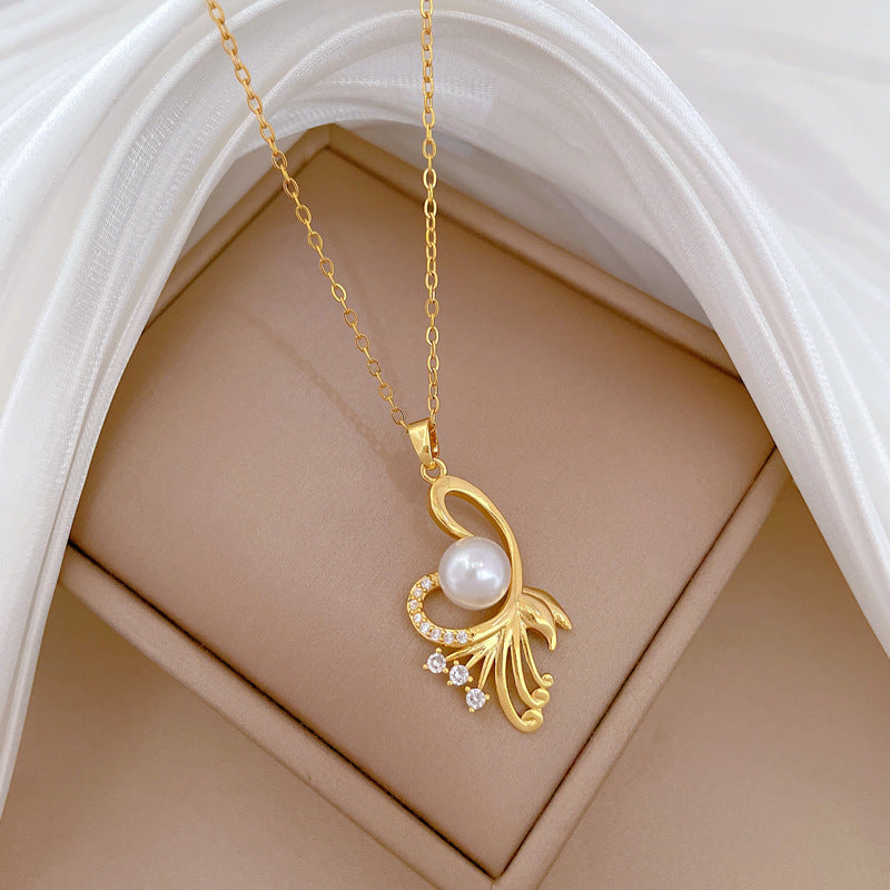 Elegante Collana Unisex in Acciaio al Titanio con Luna Fresca e Dolce, Geometrica, con Intarsi in Strass