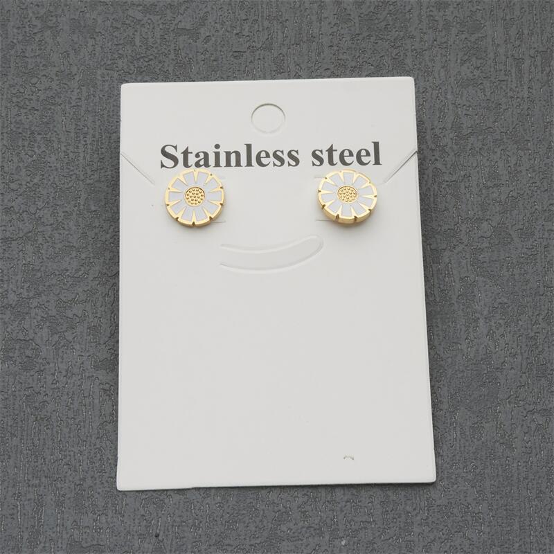 Cute and Cool Daisy-Shaped Stainless Steel Stud Earrings for Women with Polished Finish and Minimalist Geometric Design