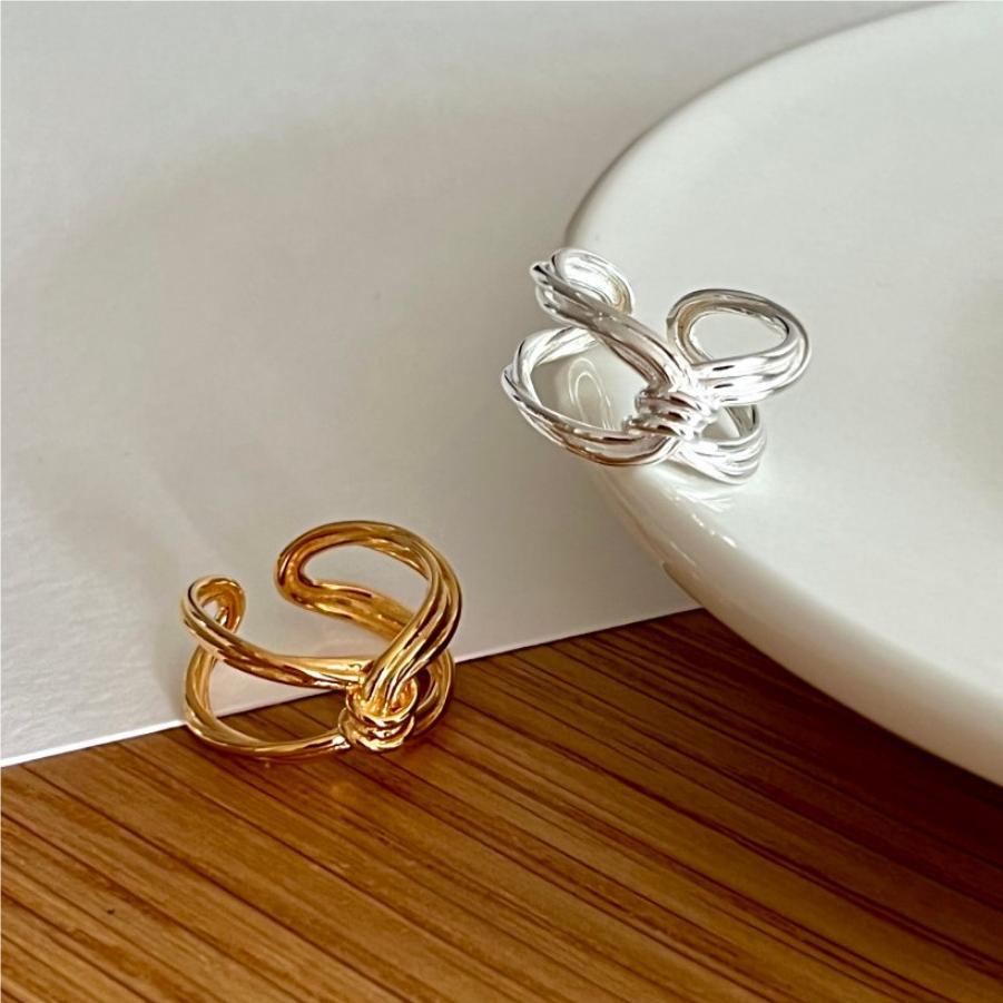 Anello Nodo Minimalista da Donna in Argento Sterling 925 con Design Geometrico